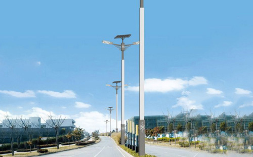 充放电检测实战：若羌太阳能路灯运维笔记——零成本判断电池健康与光伏效能